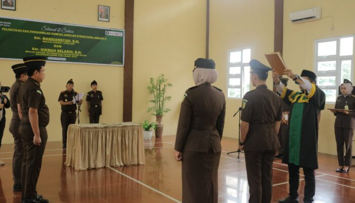 Kajari Abdya Ambil Sumpah Kasubsi Intelijen Dan Datun