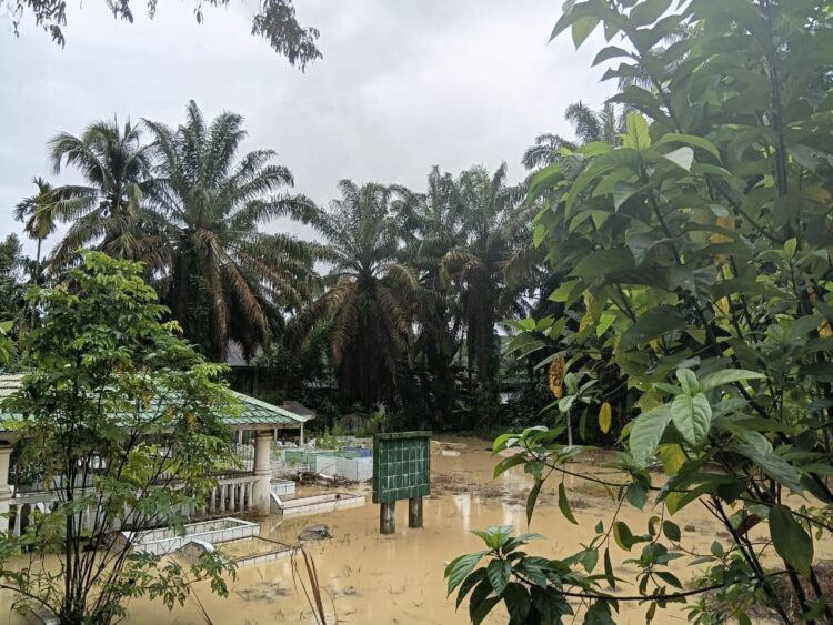 Lae Kombih Meluap, Sejumlah Rumah Guru Ponpes Ad Darajat Digenangi Air