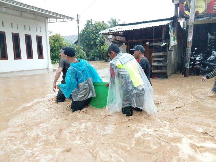 Banjir Landa Pidie, 22 Gampong Terendam, Jaringan Internet Terputus