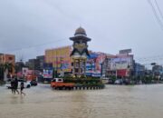 Bireuen Dikepung Banjir, Jalinsum Terganggu, Aspal Km 16 Arah Takengon Retak