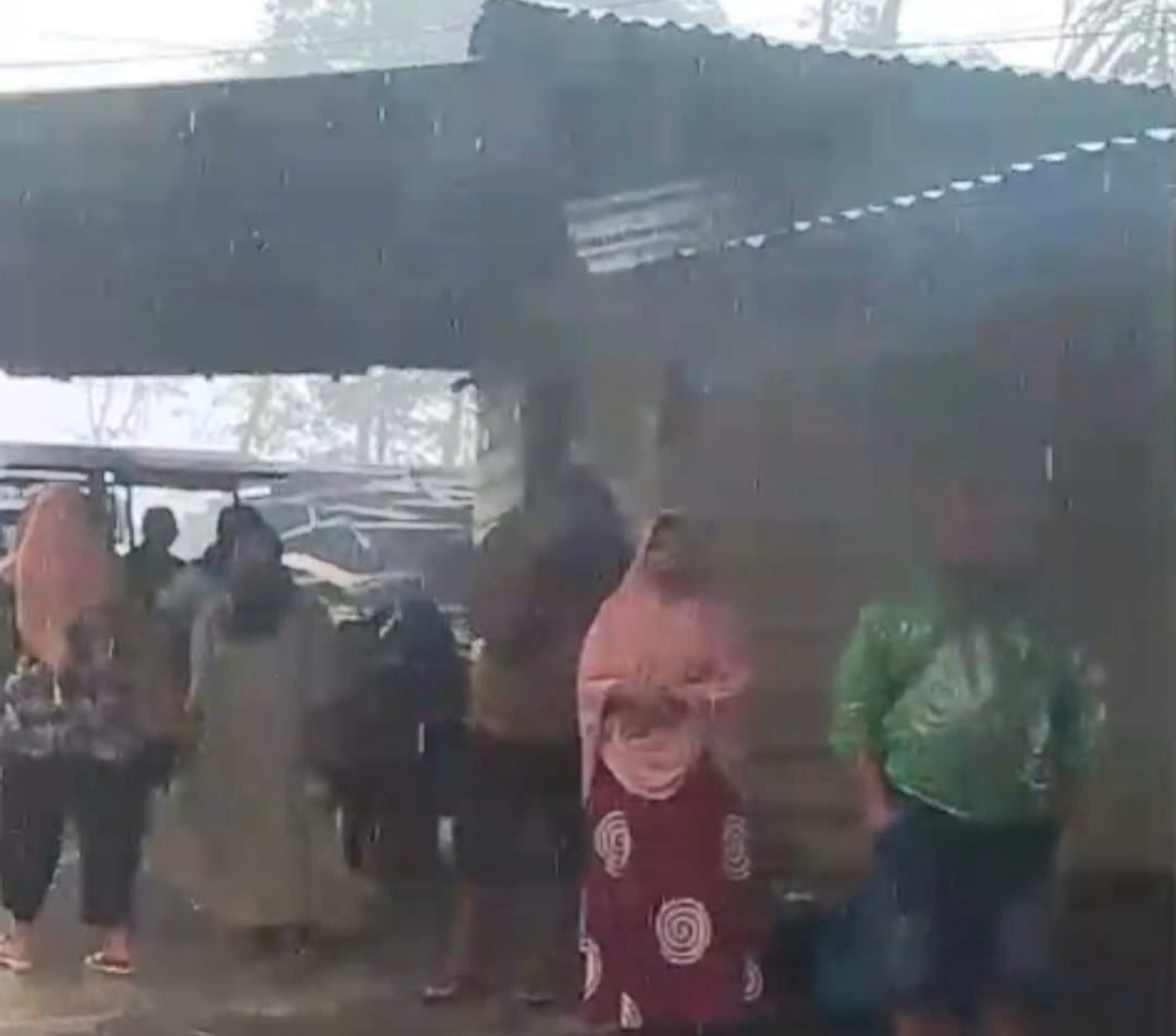 8 Warga Pantai Barat Berhasil Dievakuasi Dari Lokasi Longsor Aek Saroga