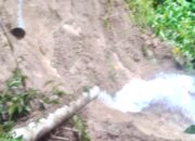 Warga Padangsidimpuan Tampung Air Hujan Akibat Air PDAM Mati 4 Hari