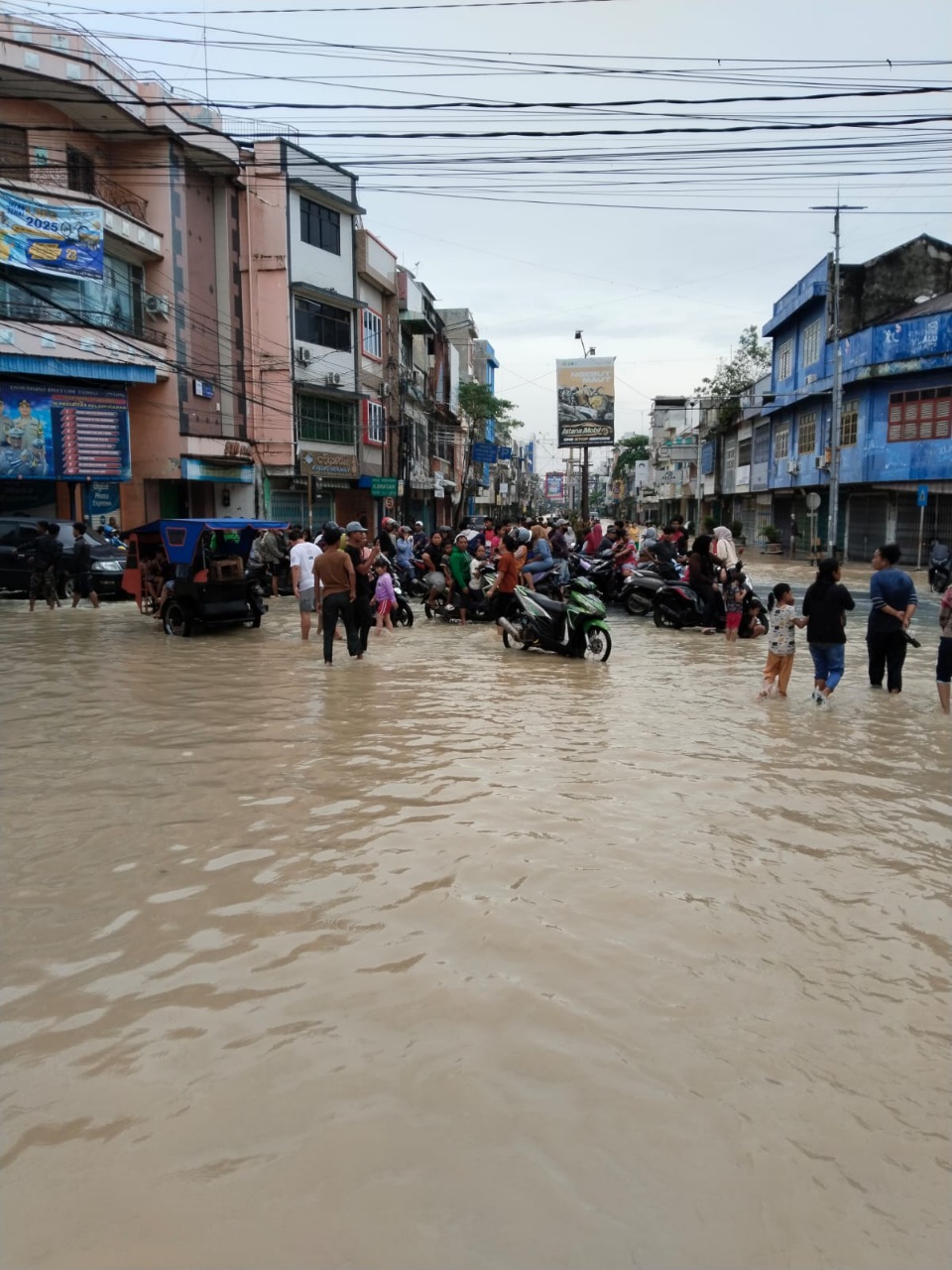 Inti Kota Tebingtinggi Lumpuh, Lebih 12 Ribu Jiwa Terdampak Banjir