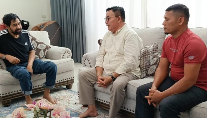 Bupati Salim Fakhry Bersama Ketua DPRK Aceh Tenggara Temui Gubernur Laporkan Banjir