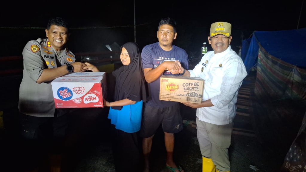 Rombongan Bupati Dan Kapolres Madina Sudah Sampai Di Kec. Natal