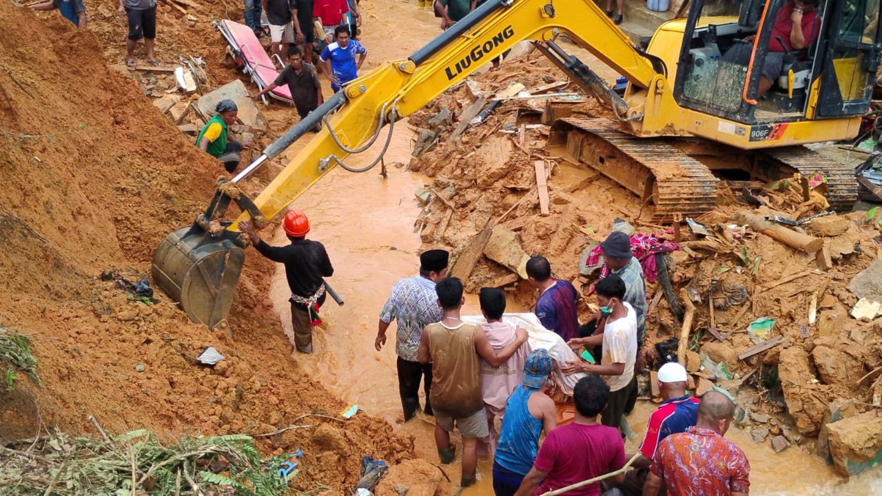 38 Korban Longsor Sibolga Ditemukan Meninggal