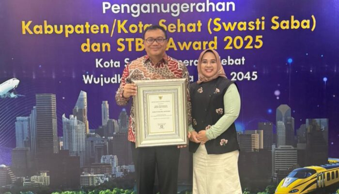 Torehkan Sejarah, Deliserdang Raih Penghargaan Kabupaten Sehat Swasti Saba Wiwerda Dari Kemenkes