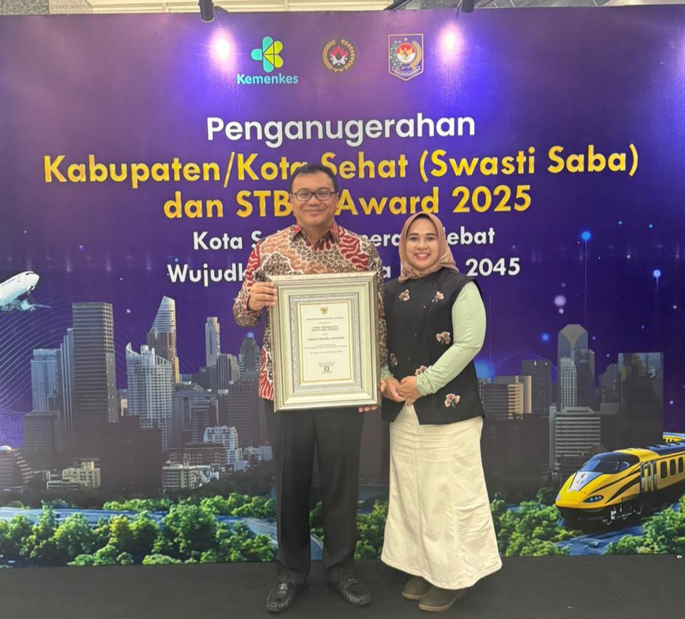Torehkan Sejarah, Deliserdang Raih Penghargaan Kabupaten Sehat Swasti Saba Wiwerda Dari Kemenkes