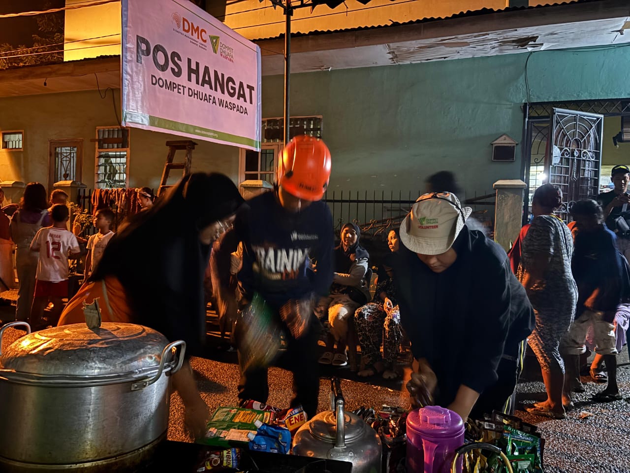 Dompet Dhuafa Waspada Respon dan Bantu Bencana Banjir Medan