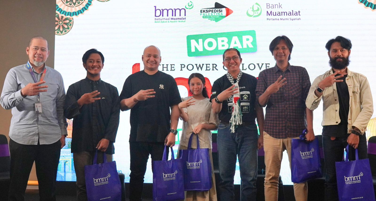 Kuatkan Solidaritas, BMM Dan Bank Muamalat Gelar Nobar Film “Hayya”