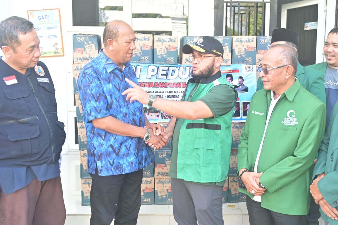 Program DPD RI Peduli Disalurkan Kepada Korban Banjir Di Langkat