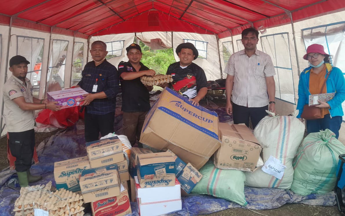 Peduli Korban Bencana, BKPSDM Humbahas Salurkan Bantuan