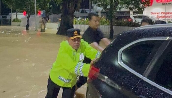 Totalitas Polda Sumut Tangani Bencana Banjir Layak Diapresiasi