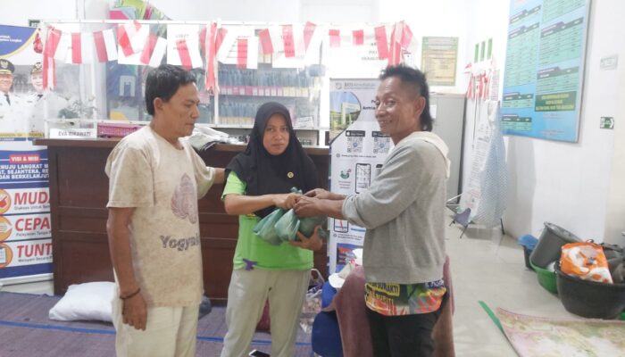 JKL 85 Salurkan Bantuan untuk Korban Banjir Brandan