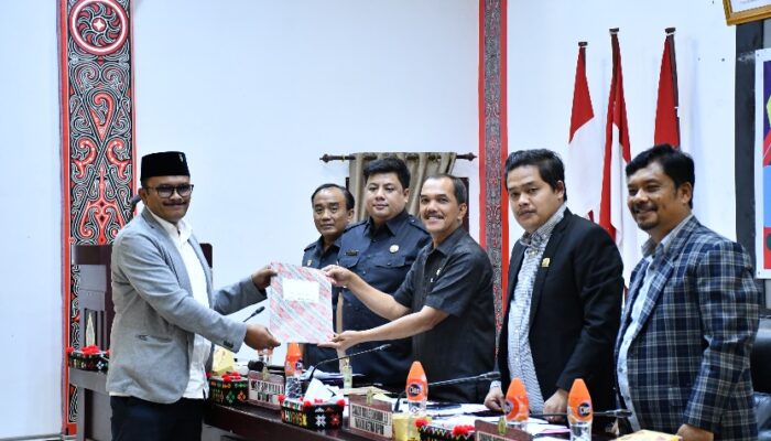 Fraksi Golkar Dan PDIP Soroti RSUD Hadrianus Sinaga