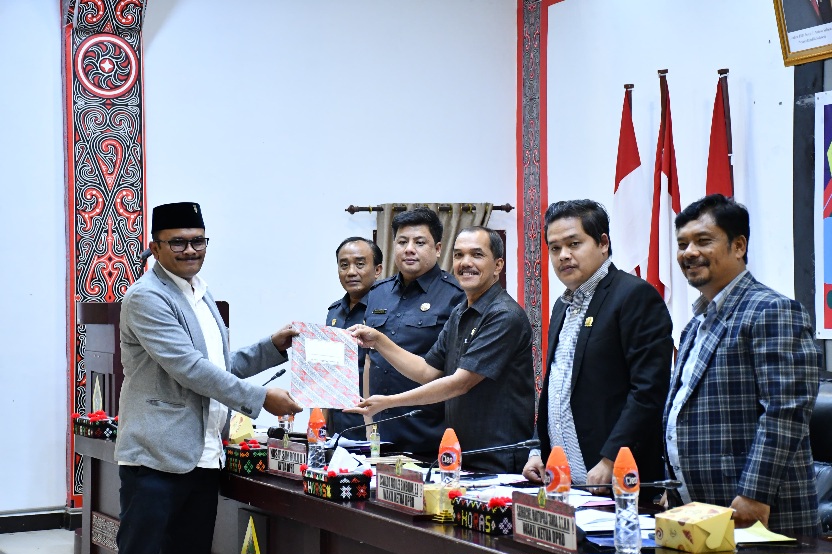 Fraksi Golkar Dan PDIP Soroti RSUD Hadrianus Sinaga