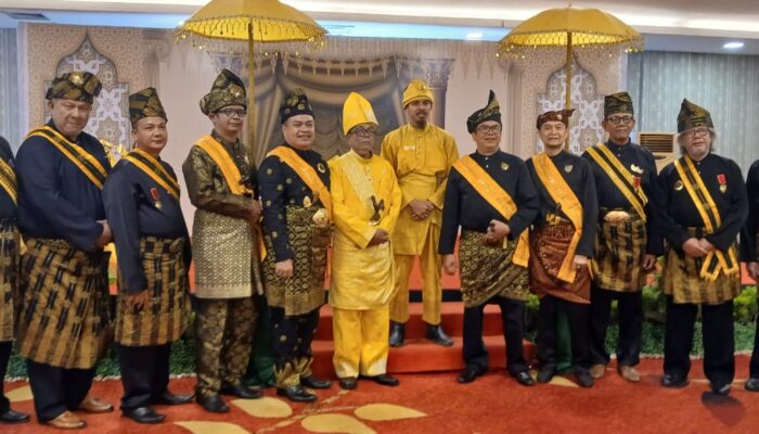 Istiadat Angkat Sumpah Sultan Asahan XIII Dan Kurnia Gelaran Orang Besar Berlangsung Khidmat