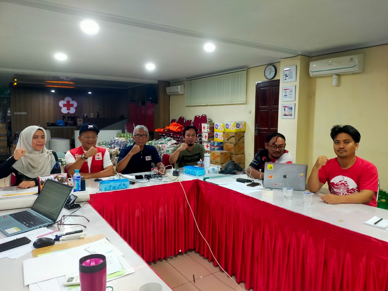 PMI Sumut Gerak Cepat Bantu Korban Banjir dan Longsor, Ajak Masyarakat Bersama Ringankan Duka