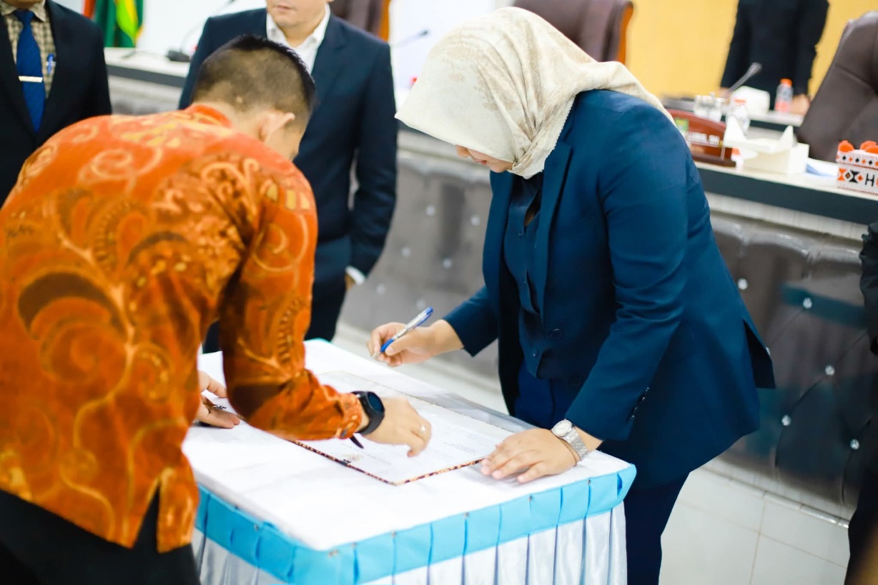 Pemkab Madina Dan DPRD Setujui Ranperda APBD 2026