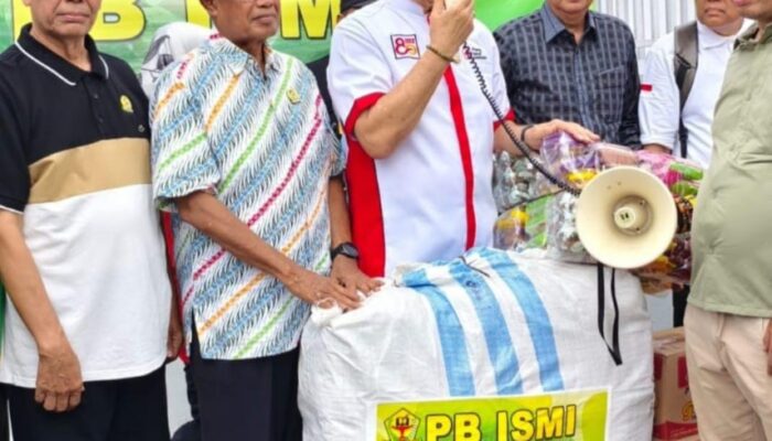 ISMI Bantu Korban Banjir Langkat