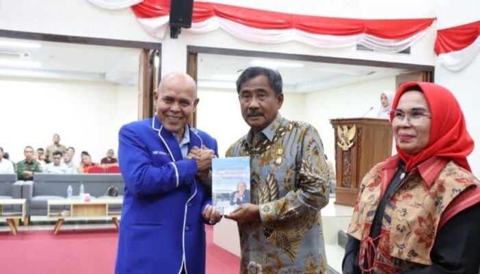 H Juli Sawitma Nasution, SH MH Luncurkan Buku Biografinya Berjudul “Arah Pengabdian Sang Bhayangkara Ke Parlemen”