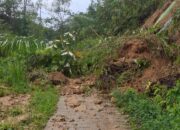 13 Titik Longsor, Desa Batahan Kecamatan Kotanopan Masih Terisolasi 