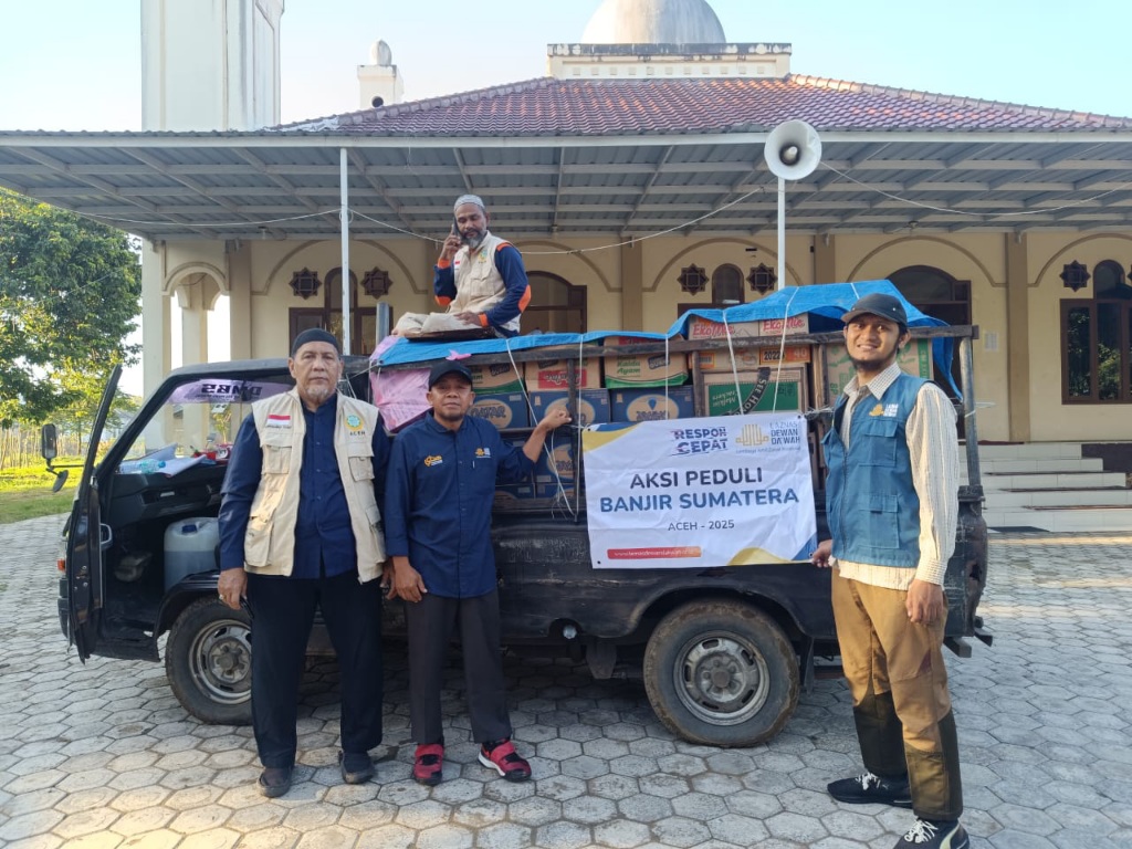 Laznas Dewan Dakwah Antar Bantuan Untuk Korban Banjir Pidie Jaya