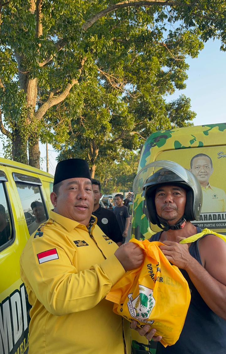 Ketum PP AMPG Tinjau Banjir Sembari Serahkan Bantuan Ke Tanjung Pura Langkat