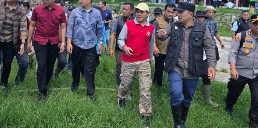 Wagub Fadhlullah Kunjungi Masyarakat Terdampak Banjir Di Takengon