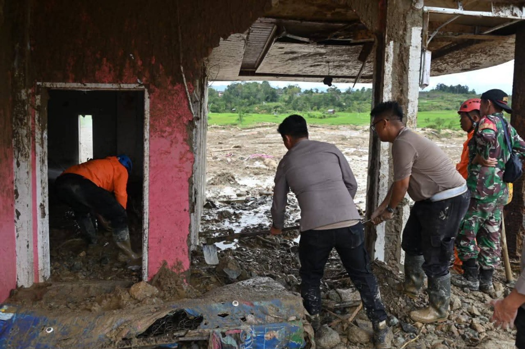 Hari Kelima, Tim Gabungan Cari Korban Hilang Bencana Panggugunan