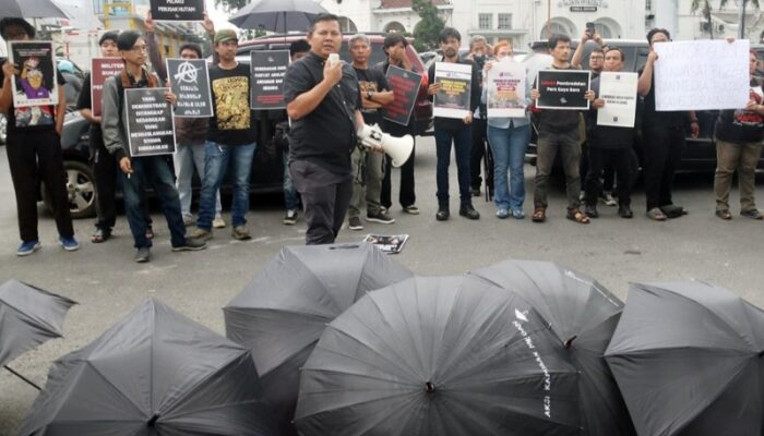 Media Digugat Mentan Rp200 Miliar, Jurnalis Medan Gelar Aksi Keprihatinan