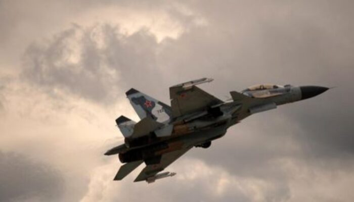 Pesawat Tempur Rusia Jatuh, Dua Pilot Tewas