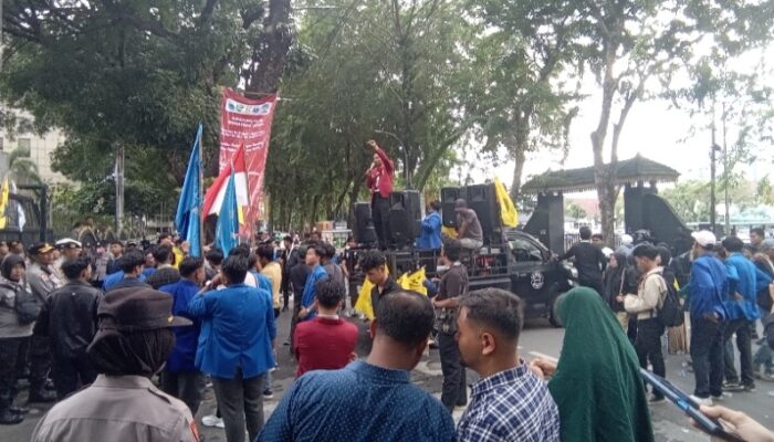 Cipayung Plus: Pimpinan DPRD Sumut Abaikan Aspirasi Publik