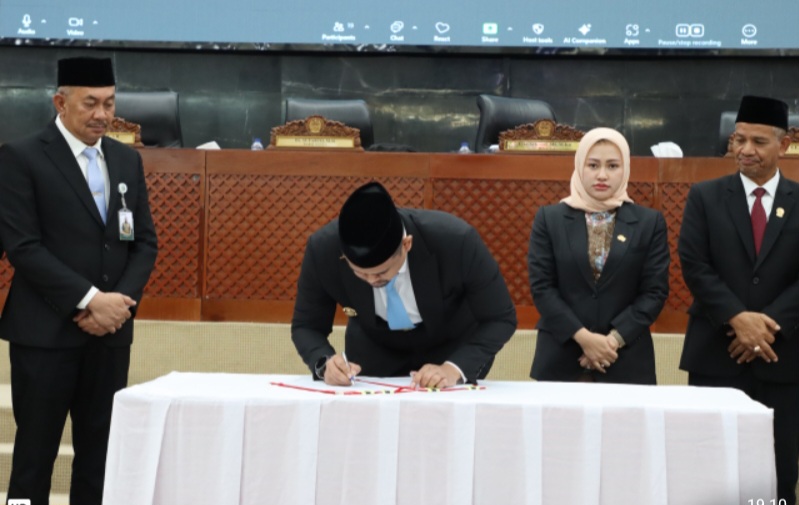 R-APBD 2026 Rp 11,6 T Disahkan Jadi Perda