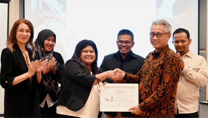 Biro Pemberitaan Parlemen DPR RI Terima Penghargaan Dari CitizenOS