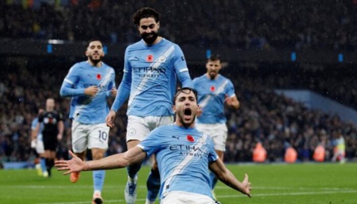 Cukur Liverpool 3-0, Man City Pepet Arsenal