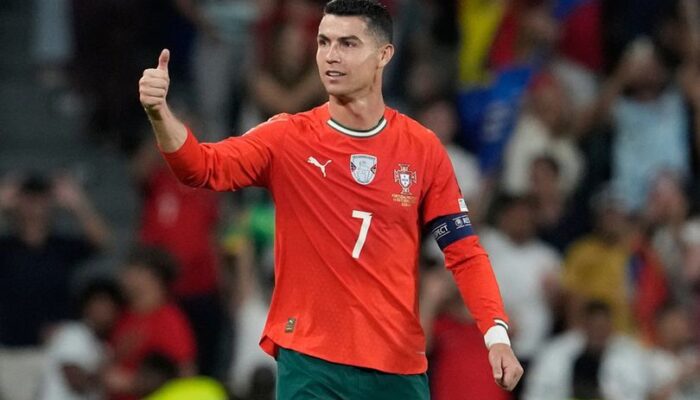 Cristiano Ronaldo Umumkan Segera Pensiun