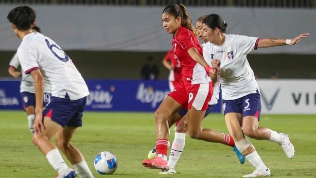 Hajar Singapura, Timnas Putri Semifinal