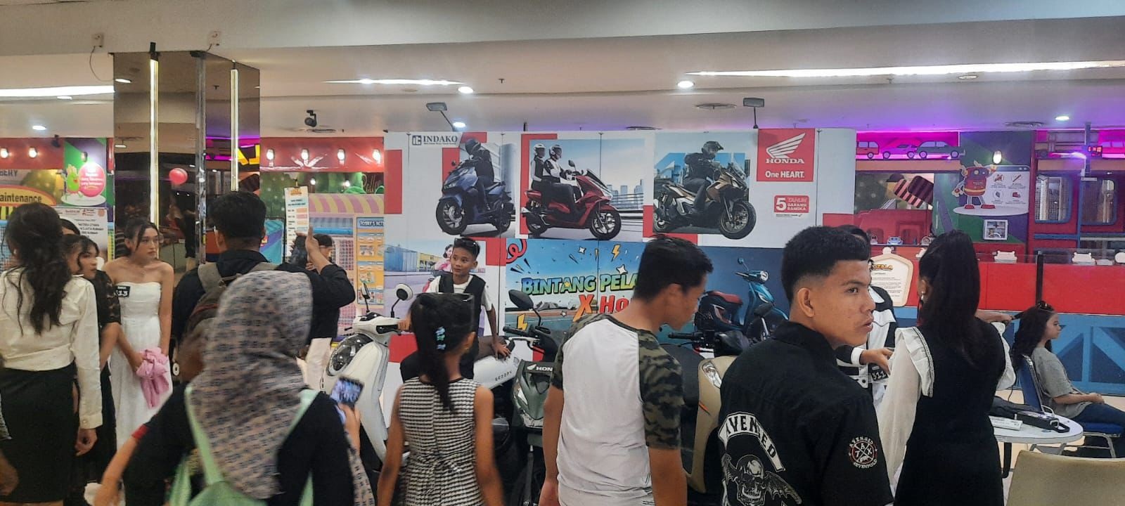 Antusias Sambut Bintang Pelajar X Honda