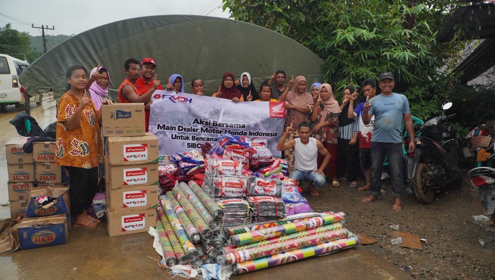 Indako Salurkan Bantuan Ke Sibolga – Tapteng