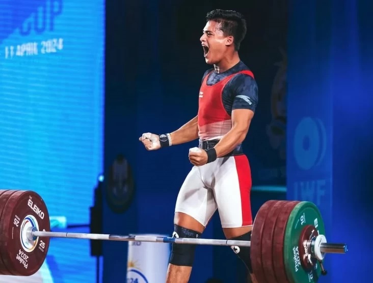 Sabet Emas SEA Games 2025, Rizki Pecahkan Rekor Dunia