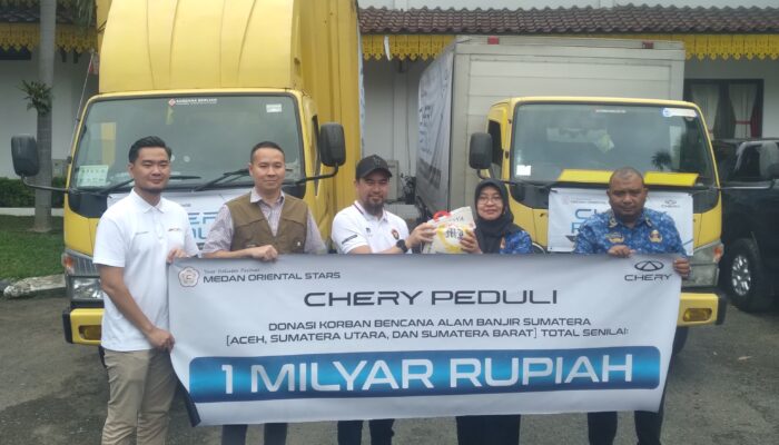 Chery Salurkan Bantuan Korban Banjir Kota Medan