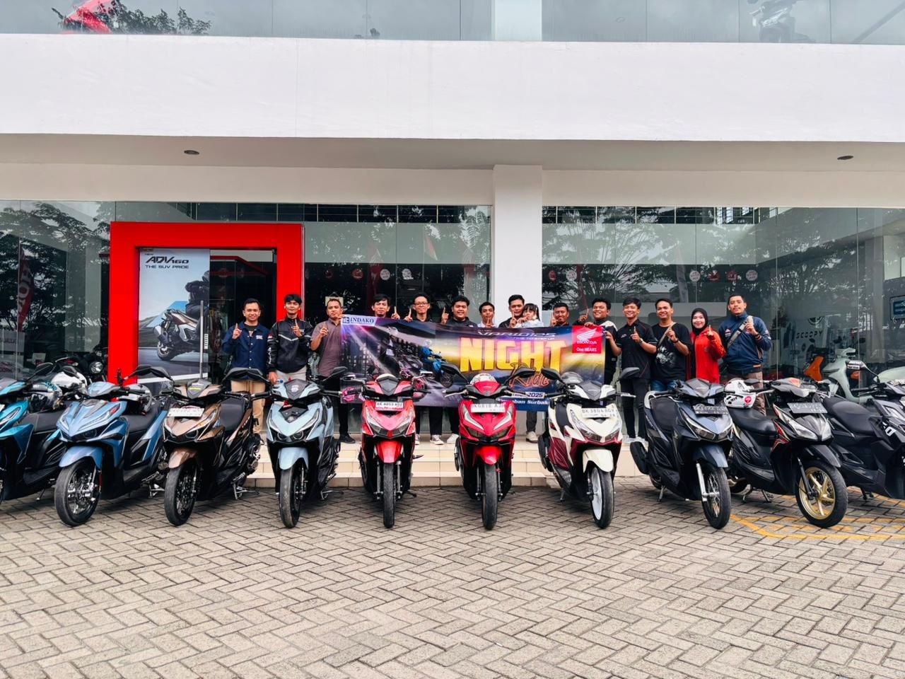 Honda Bikers Meriahkan Night Ride Vario 125
