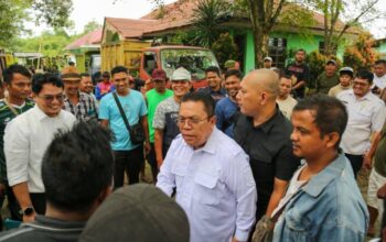 Jelang Nataru, Wali Kota Wesly Motivasi Petugas Kebersihan Siantar