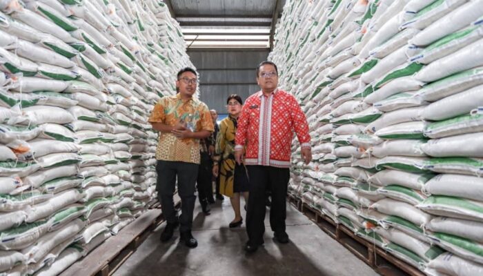 Wali Kota Pematangsiantar Bersama Forkopimda Sidak Stok Kebutuhan Pokok Jelang Nataru