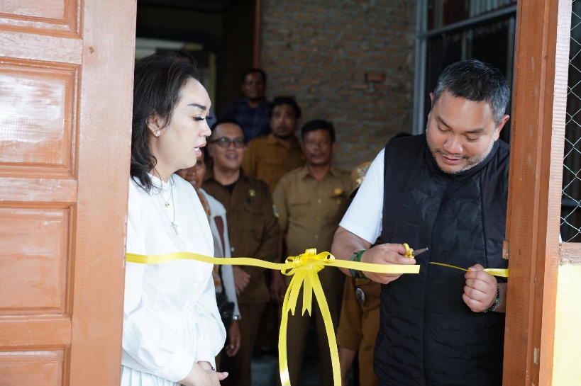 Bupati Pakpak Bharat Resmikan Rumah Produksi Tahu Sari Devi