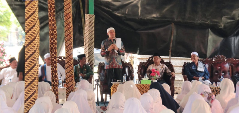 Wakil Bupati Padanglawas Hadiri Amaliah Akbar Barumun Barat