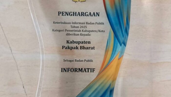 Pakpak Bharat Raih Anugerah Kabupaten Informatif KIP Sumut Award 2025
