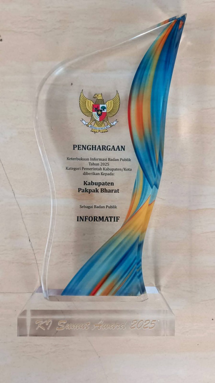 Pakpak Bharat Raih Anugerah Kabupaten Informatif KIP Sumut Award 2025
