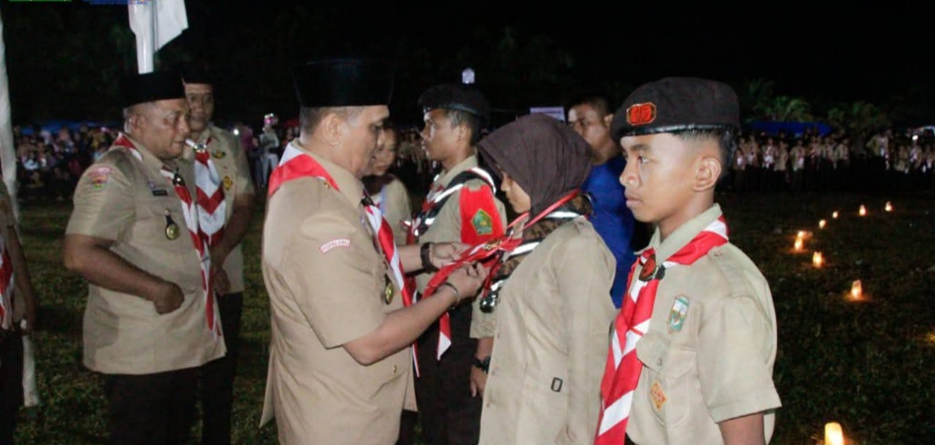 Jambore Cabang IV Palas Diakhiri Api Unggun